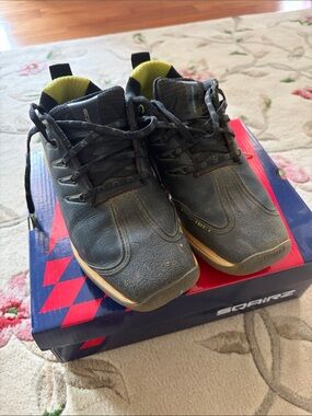 SQAiRZ baseball cleets (4.5)